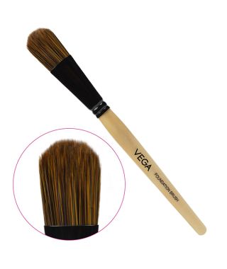 Foundation Brush - EV-01