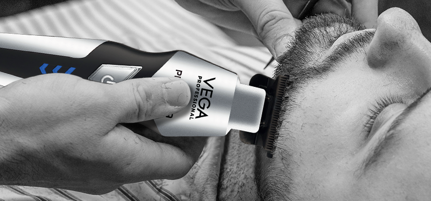 Using-Professional-hair-Trimmer