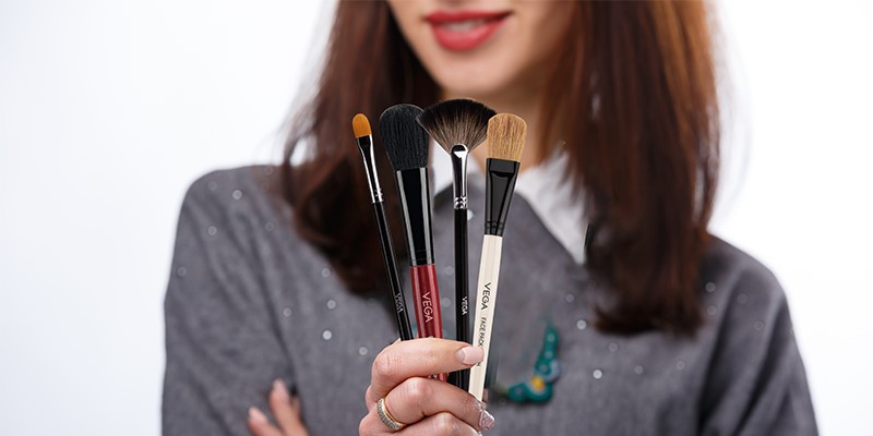 Vega-Makeup-Brush-12-12-24