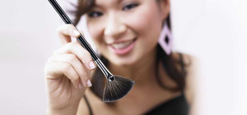 Vega-Professional-Fan-Brush-27-July-2025