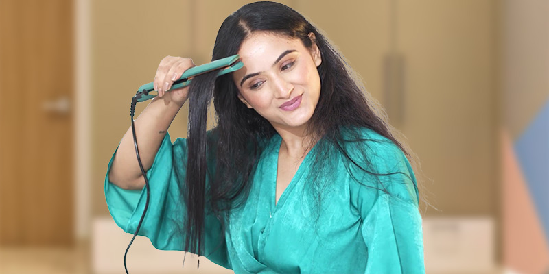 Woman-Hair-Straightener 